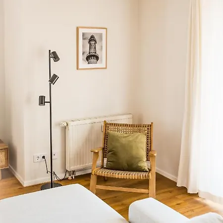 Wunderschoene Mit Feldblick Und Balkon, Mit Kostenlosem Wlan Und Strandfahrrad, Haustiere Erlaubt Daire