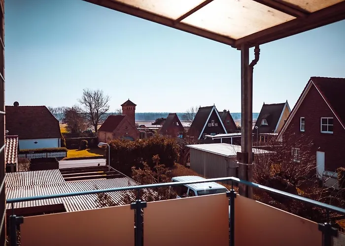 Wunderschoene Mit Feldblick Und Balkon, Mit Kostenlosem Wlan Und Strandfahrrad, Haustiere Erlaubt Lägenhet Börgerende-Rethwisch